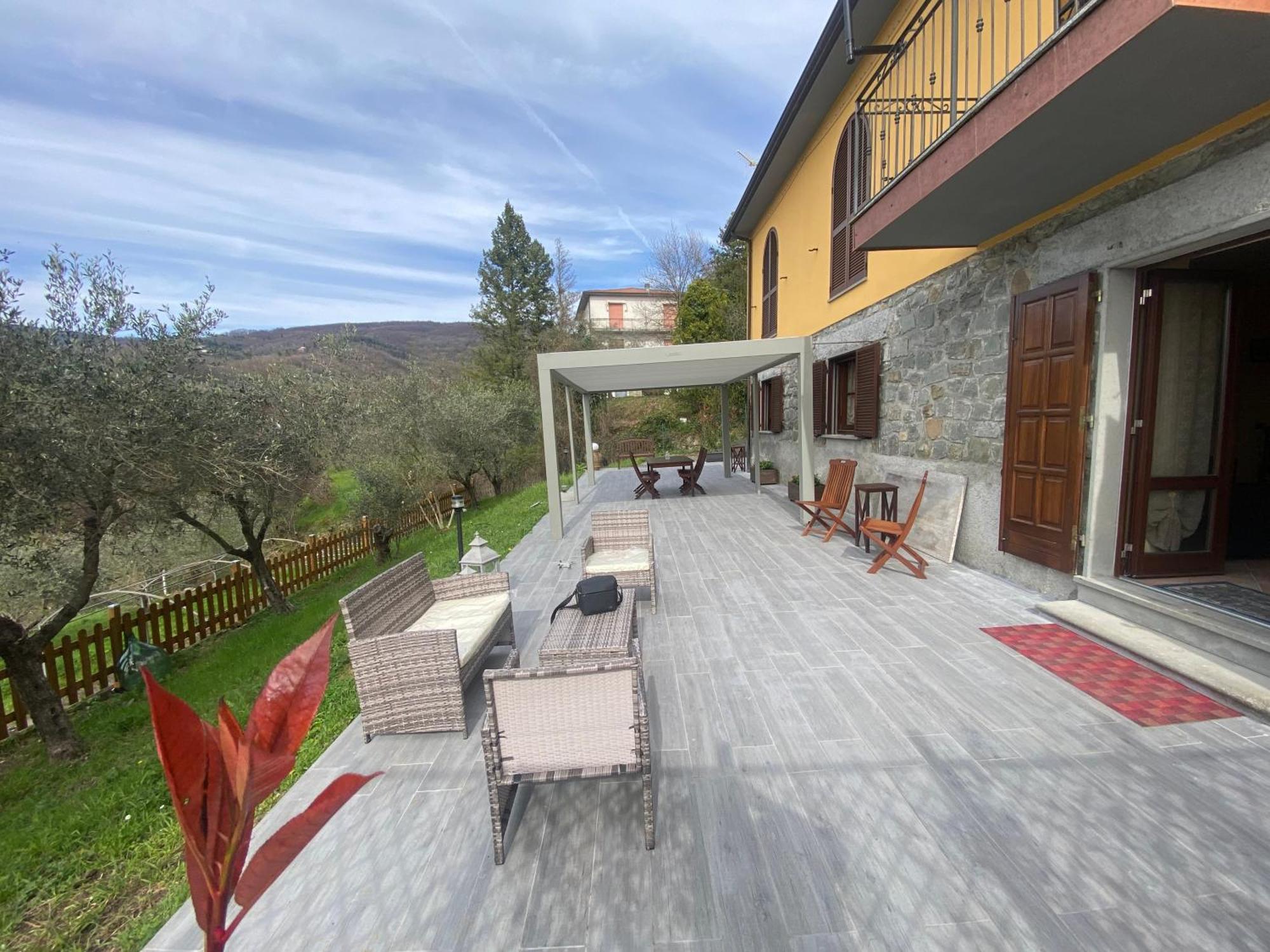 Apartament Ca' Degli Ulivi Relax Con Idromassaggio Lunigiana Vicino 5 Terre Agnino Zewnętrze zdjęcie