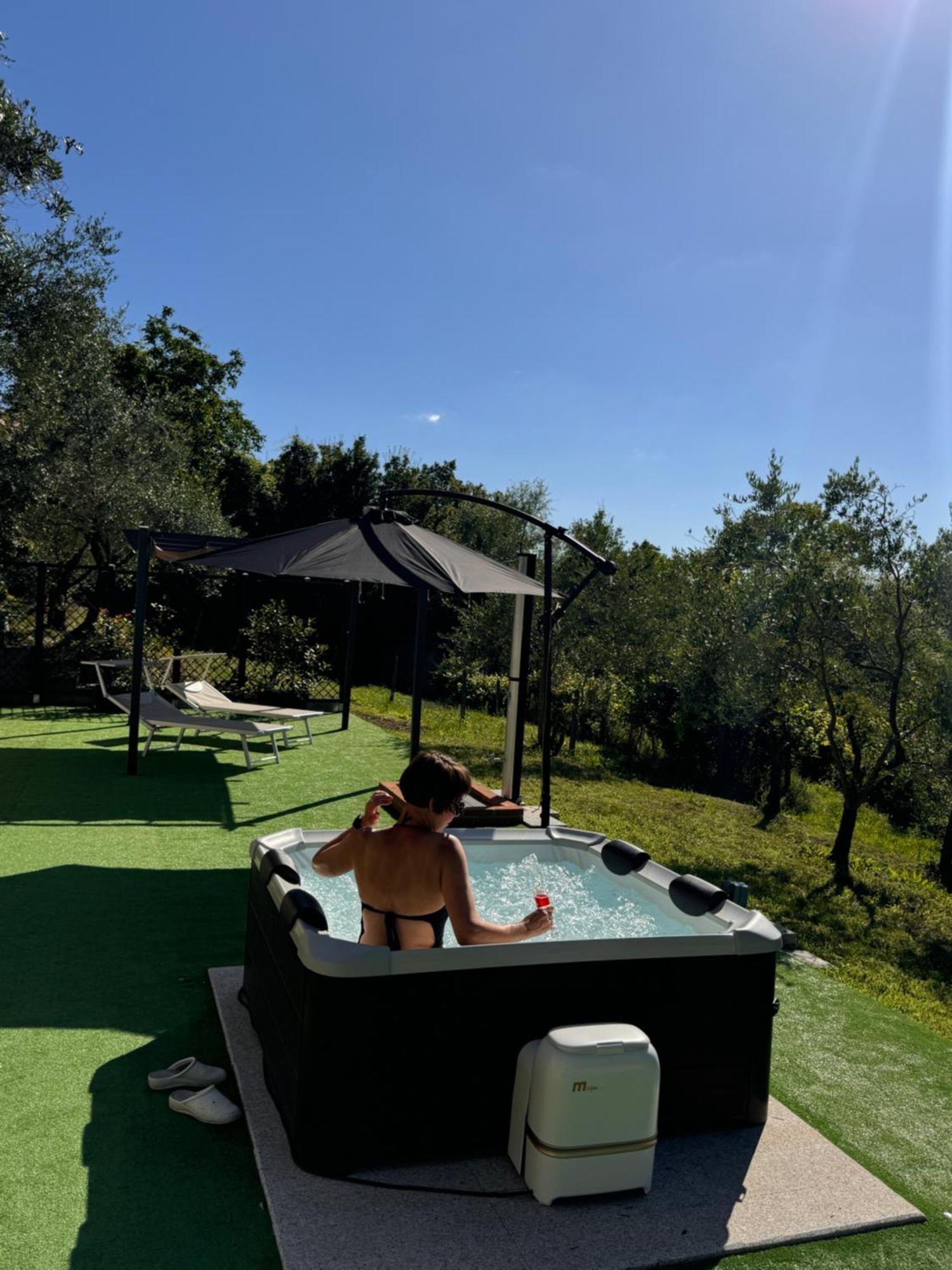Apartament Ca' Degli Ulivi Relax Con Idromassaggio Lunigiana Vicino 5 Terre Agnino Zewnętrze zdjęcie